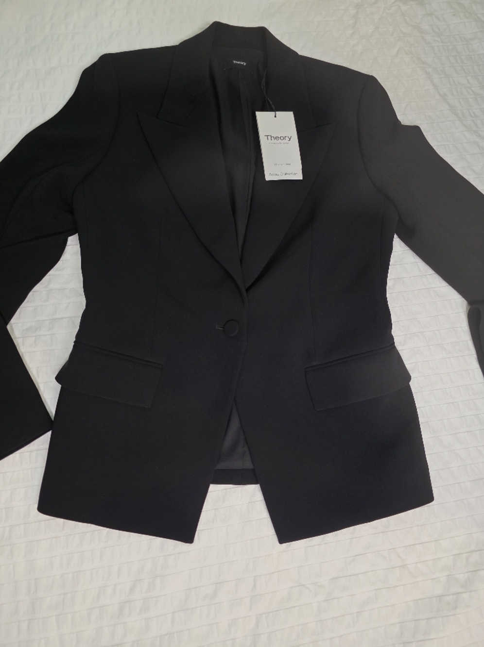 New With Tag Theory Women One Button Blazer $457